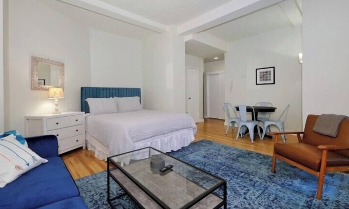 Midtown Apartment | The Grand IV Vibe 8648