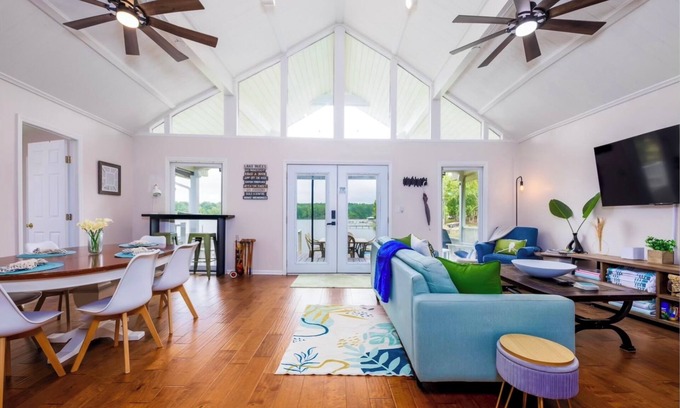 Liberty Hill House | The Great Escape on Wateree