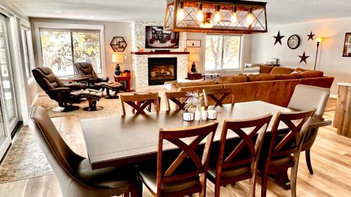 Cascade House | The Great Outdoors - Fantastic home - Lake Cascade - Game room - A/C - Lots of parking