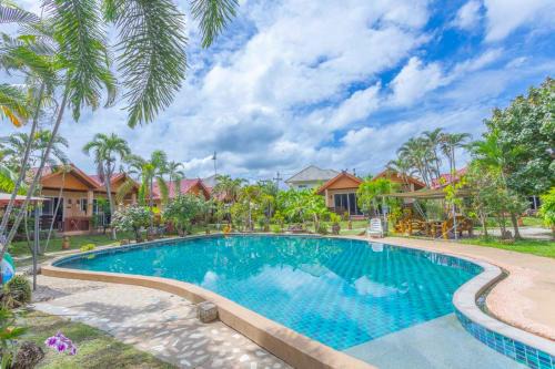 San Kamphaeng Hotel | The Green Oasis Resort