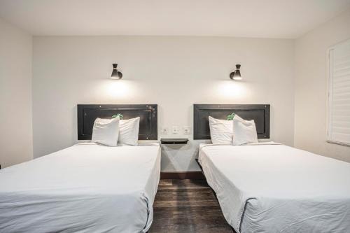 Southeastern Sacramento Hotel | The Greens Hotel on Stockton
