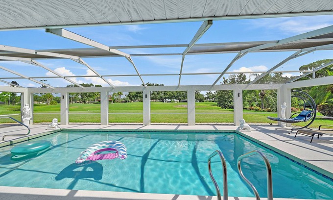 Braden River Villa | The Greenview- Private Villa