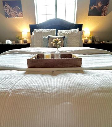 Venus Apartment | The Guesthouse l Creekside