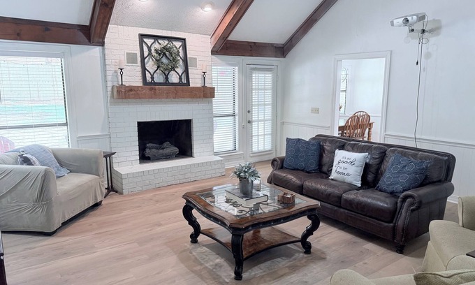 Tougaloo House | The HANLEY House Golfcourse Community