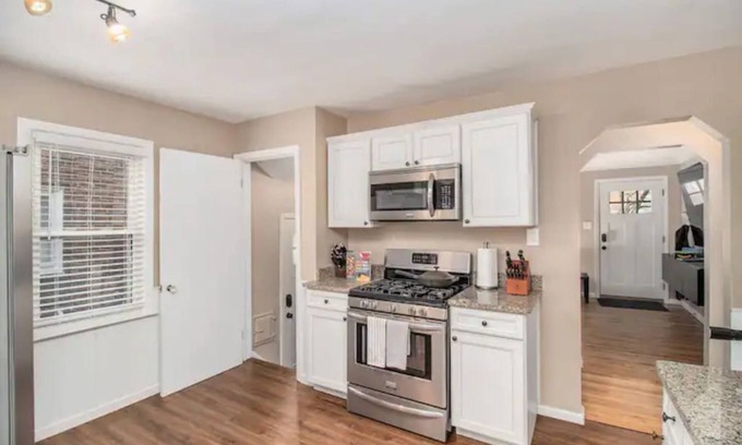 Royal Oak House | The Hartford House