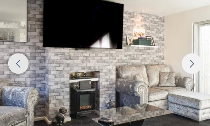 Seaham House | The Hawthorns Large Detached 3 Bedroom Family Home