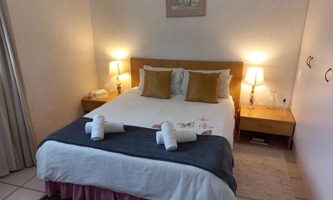 Heidelberg Apartment | The Heidelberger Self-catering Guest Suite