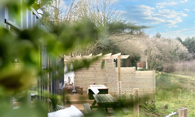 Exeter Cabin | The Hide: Countryside Retreat with Hot Tub & Sauna