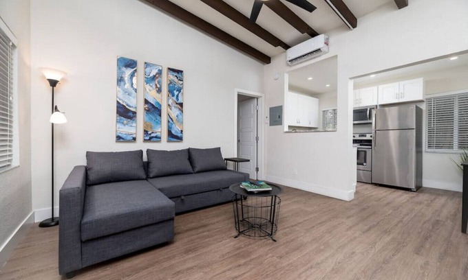 Lake Ridge Apartment | The Hideaway at Lake Ridge #1