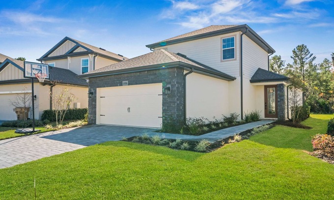 Bay Lake House | The Highlight - Four Bedroom House, Sleeps 10