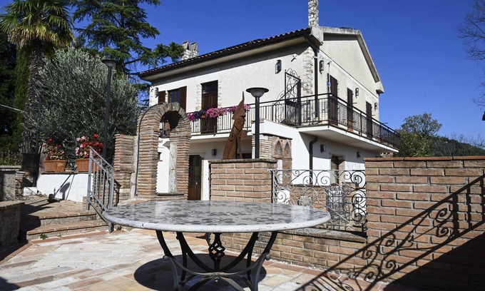 Precetto Villa | The Hill of Torre Orsina CIN IT055032C232019674
