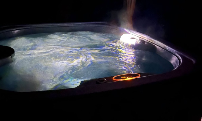 Winston - Salem Cabin | The Hot Tub Hideaway