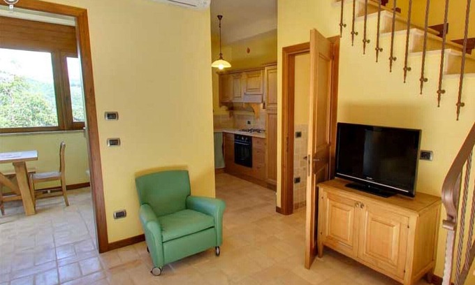 Camerino Apartment | The House of Oaks