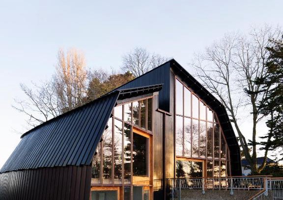 Hamworthy Villa | The Houseboat