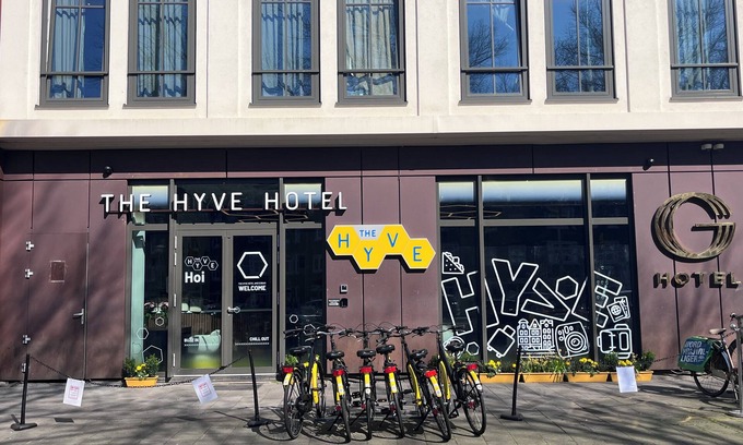 Landlust Hotel | The Hyve Capsule hostel Amsterdam