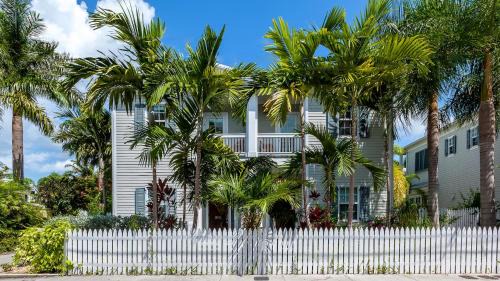 Old Town House | The Ibis & The Crane by Last Key Realty