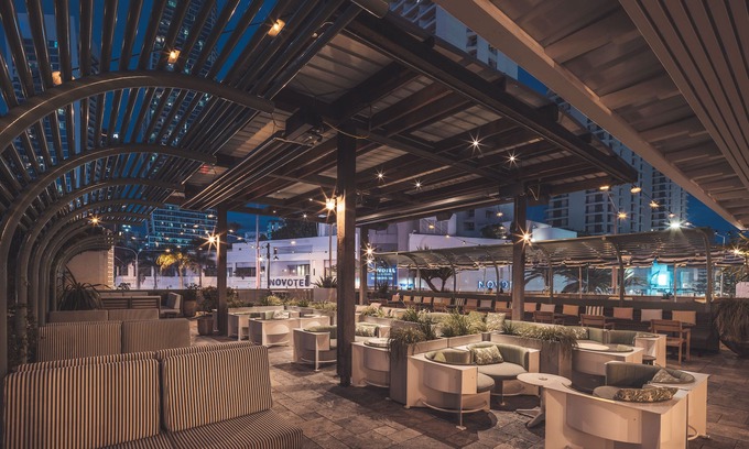 Surfers Paradise Hotel | The Island Gold Coast