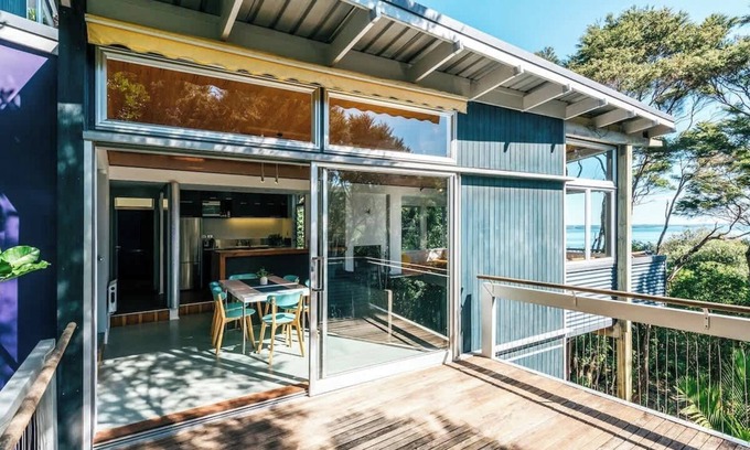 Omiha House | The Island Treehouse - Our Island