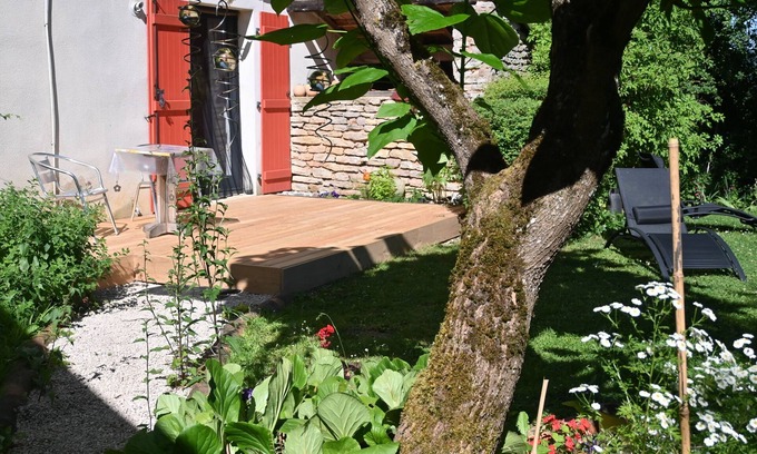 Sermange Bed & Breakfast | The jura for the calm and the sweetness of life, between rivers and hills