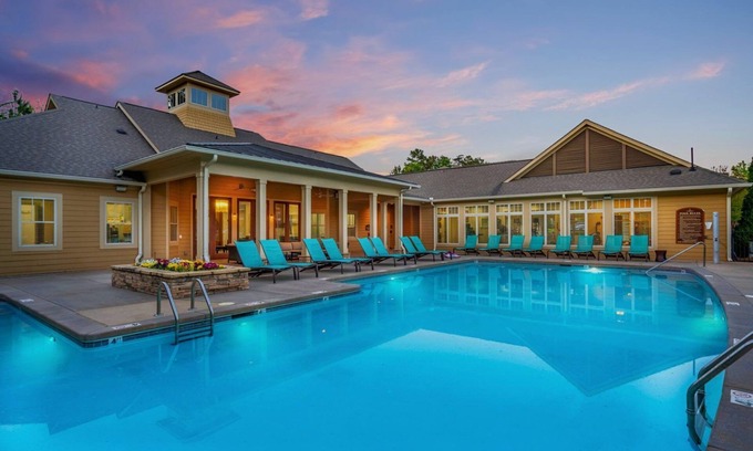 Executive Park Apartment | The Key To Comfort