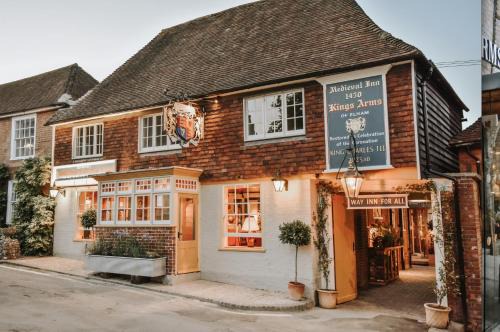 Elham House | The Kings Arms Rooms