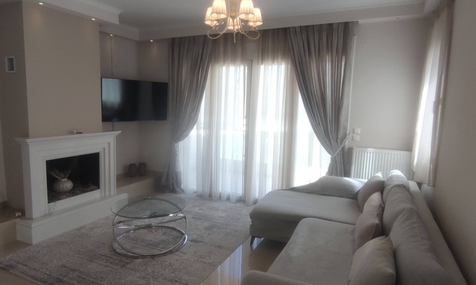 Ioannina House | The Lake's Pearl.relax in lux Property.beautiful View.lake,mountains,swim Pool