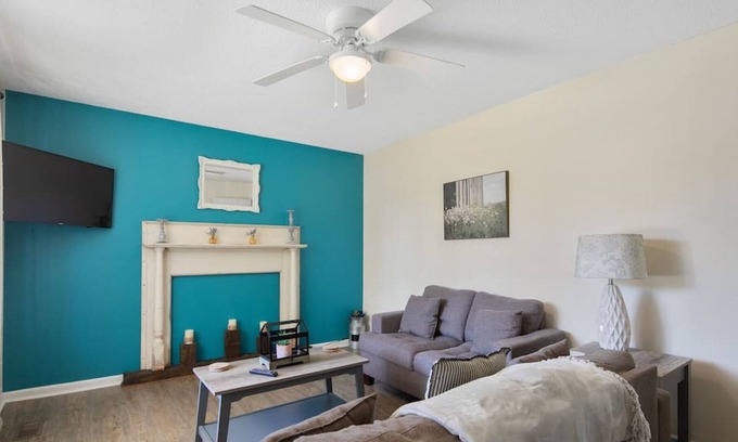 South View House | The Lexington Hacienda