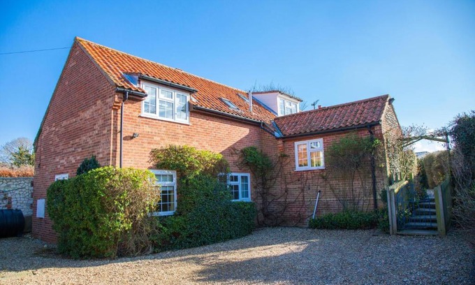 Brancaster House | The Lifeboat House