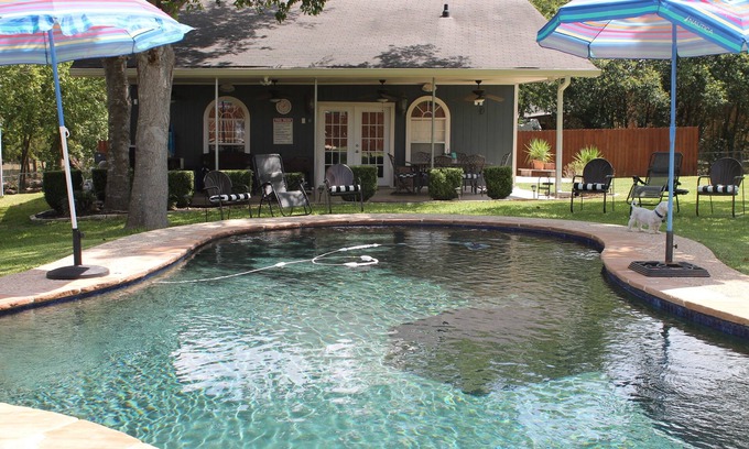 New Braunfels House | The Lily-Rose Pool House