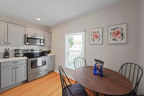 Saratoga Springs Apartment | The Lincoln Loft by Saratoga Stays