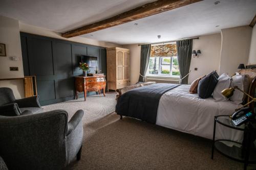 East Bergholt Hotel | The Lion