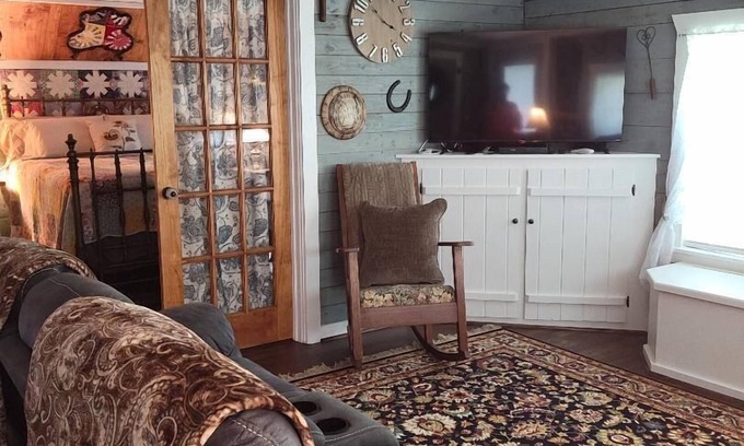 Murfreesboro House | The Little Branch house, vintage and charming!