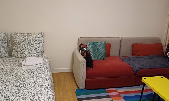 Sedan Apartment | The little Verlaine