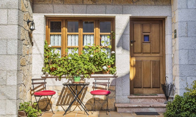 Porrua House | The Llagu Villa, megustarural