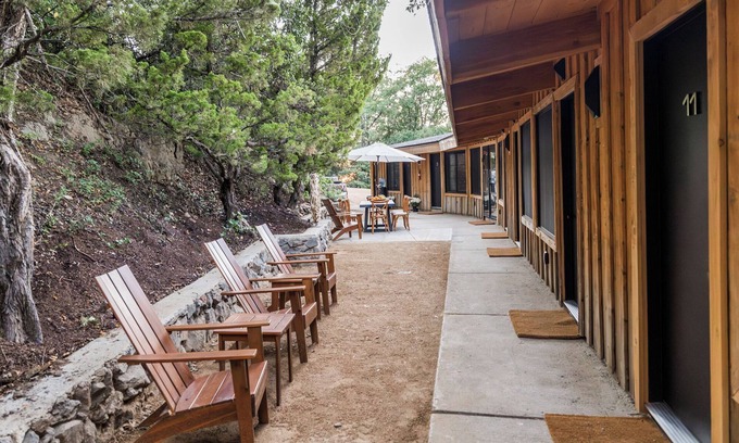 Julian Cabin | The Lodge: A Spacious Retreat for Groups - Events, Nature, & Luxury Combined!