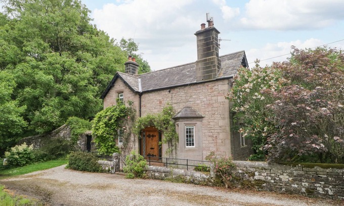 Greystoke Cottage | THE LODGE, pet friendly, character holiday cottage in Greystoke