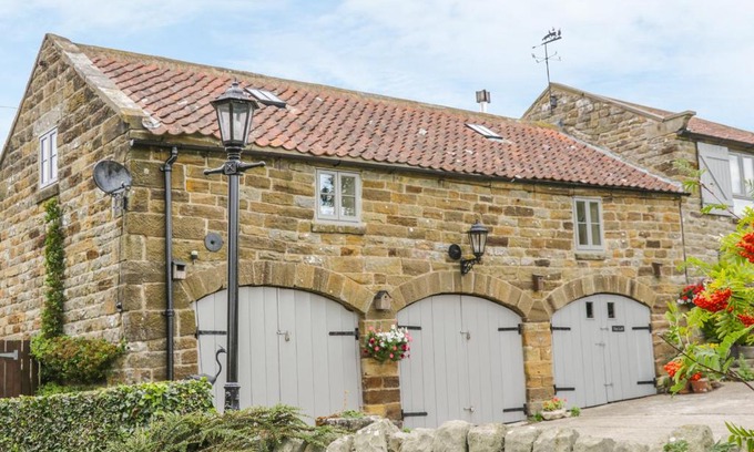 Staintondale House | The Loft
