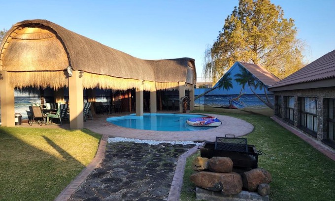 Standerton Apartment | The Log Cabin Apartments Hotel
