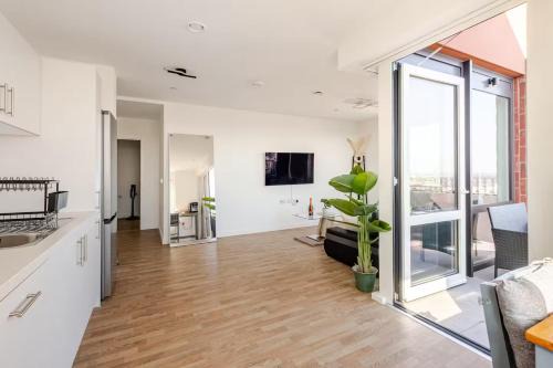 Gascoigne Apartment | The London City ViewPoint Modern 2-Bed Stay In East London