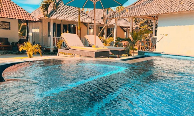 Mushroom Bay Resort | The Lucky Cottage