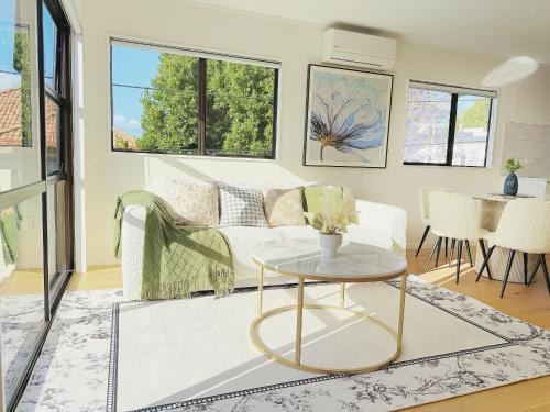 Epsom Villa | The Luxe Hidden Gem Villa in Auckland Heart - 3 Bedrooms near Newmarket WestfieldMall