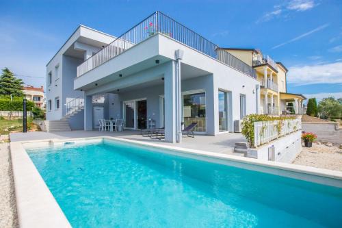 Mali Maj House | the Maj house