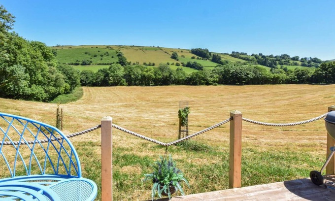 Trecastle House | The Mallard in the beautiful Brecon