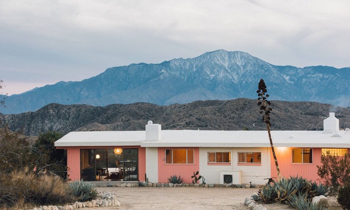 Morongo Valley House | The Mallow House Secluded Mid-Century Ranch with Desert Views near Joshua Tree