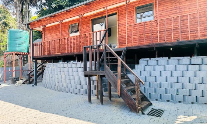 Sabie Apartment | The Man Cave