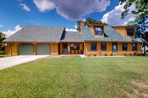 Cocoa House | The Manatee Cove - Side A