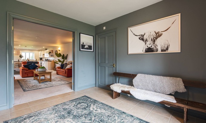 Winnard's Perch Cottage | The Manor at Bogee Farm - sleeps 6 guests in 3 bedrooms