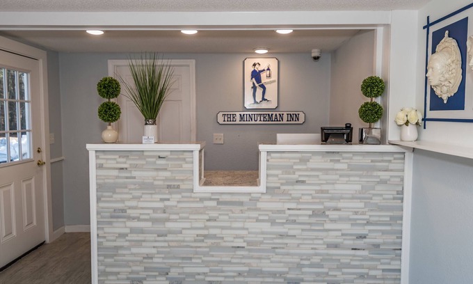 Acton Hotel | The Minuteman Inn