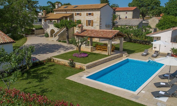 Municipality of Zminj House | The Mulberry Stonehouse by Interhome