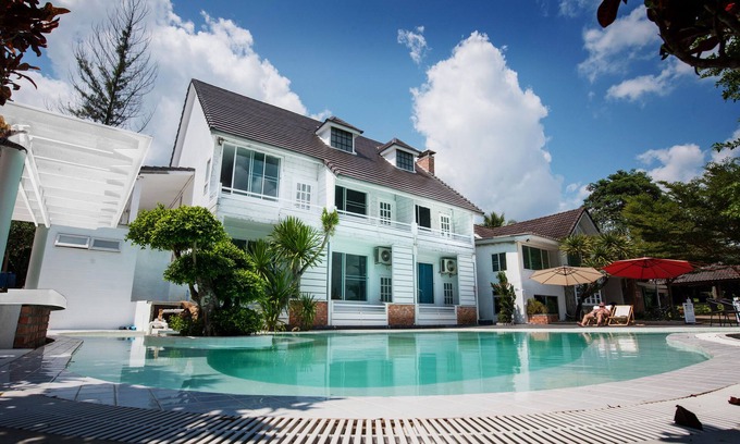 Thap Sai Hotel | The Natural Garden - Khao Soi Dao -